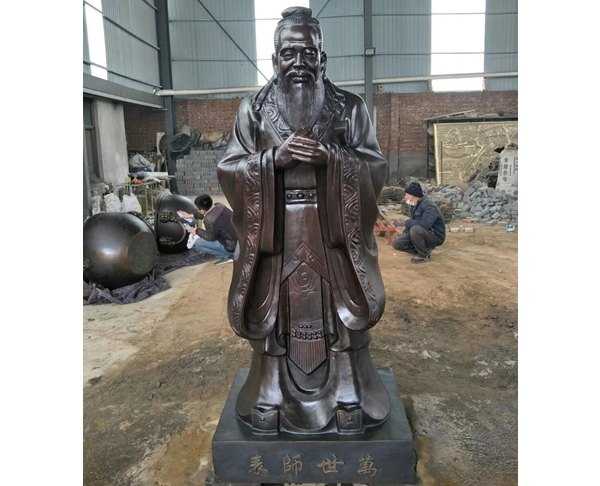 玻璃鋼人物雕塑有什么特點(diǎn)呢？